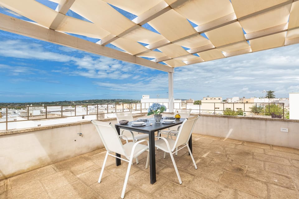 Apartment | Terrace/patio
