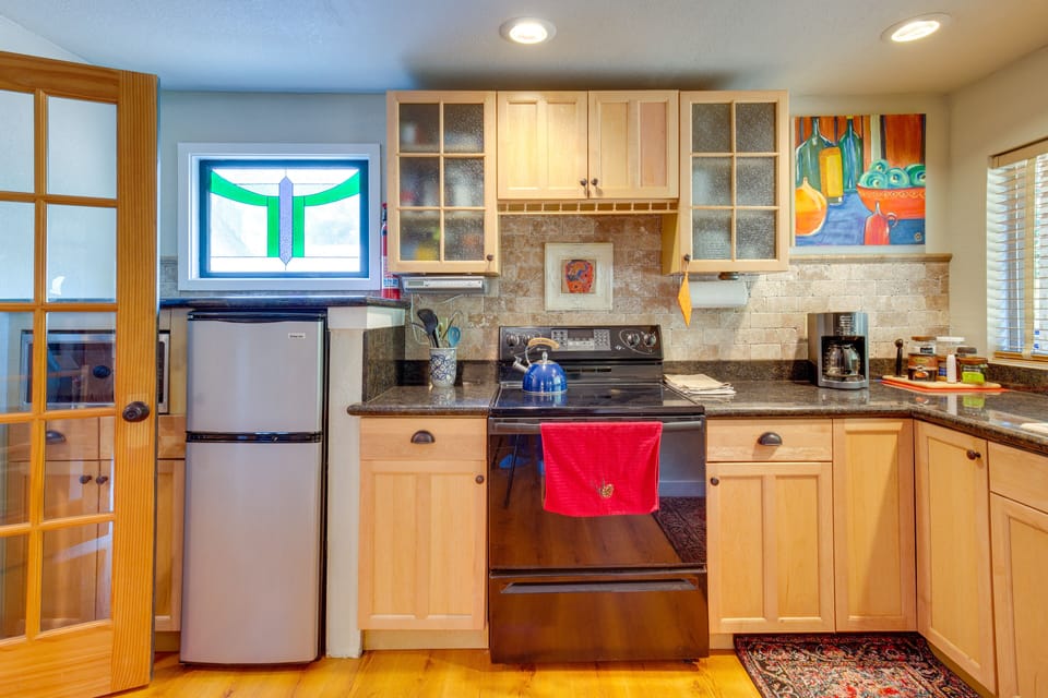 Cottage (2 Bedrooms) | Interior
