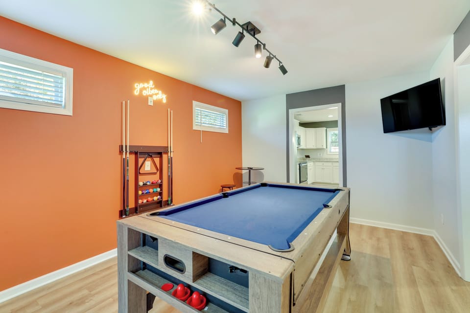 House (4 Bedrooms) | Interior