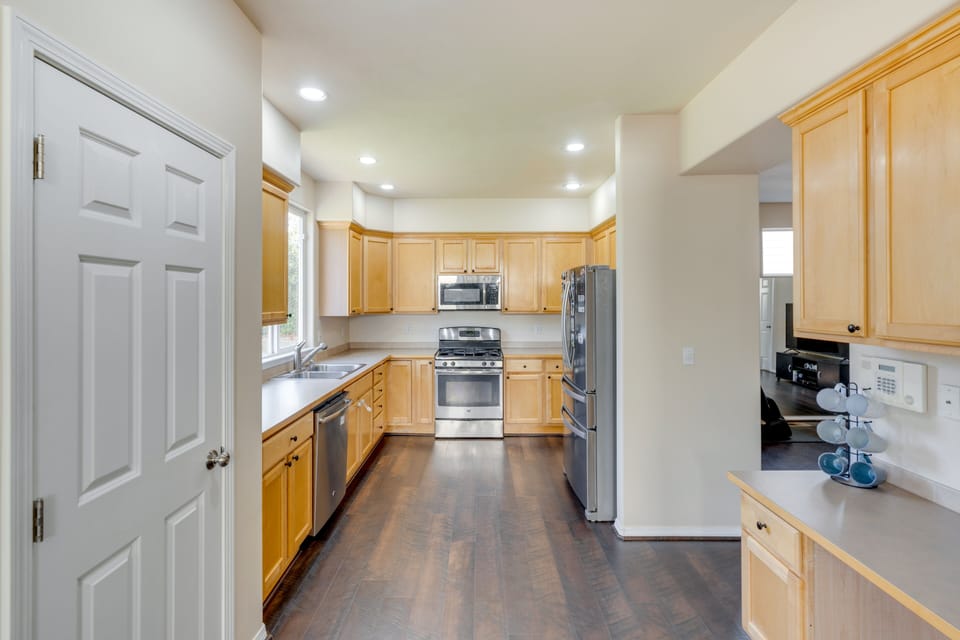 House (3 Bedrooms) | Interior