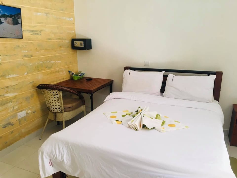 Standard Double Room | Free WiFi