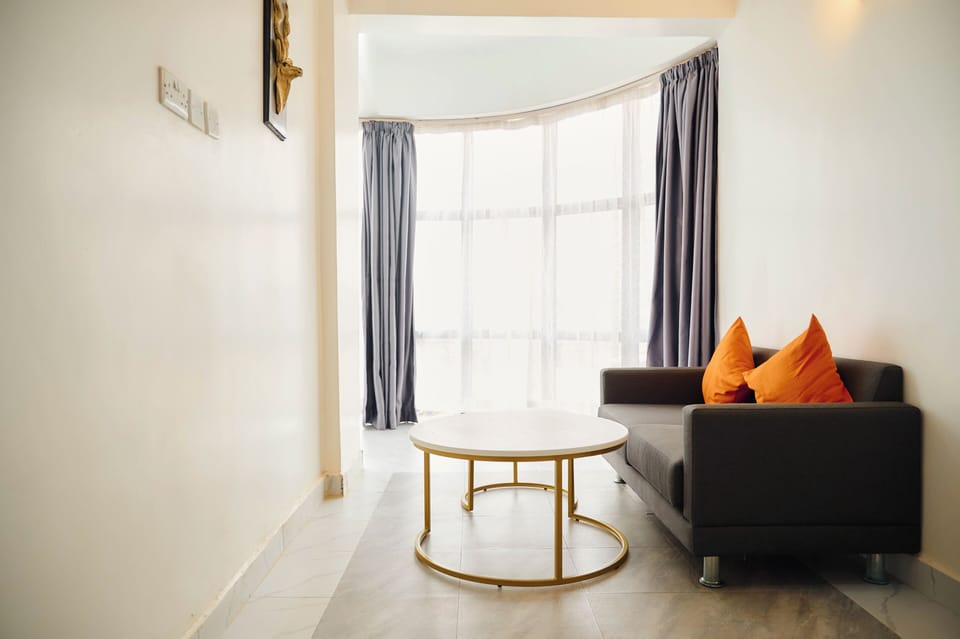 Deluxe Room | Living area