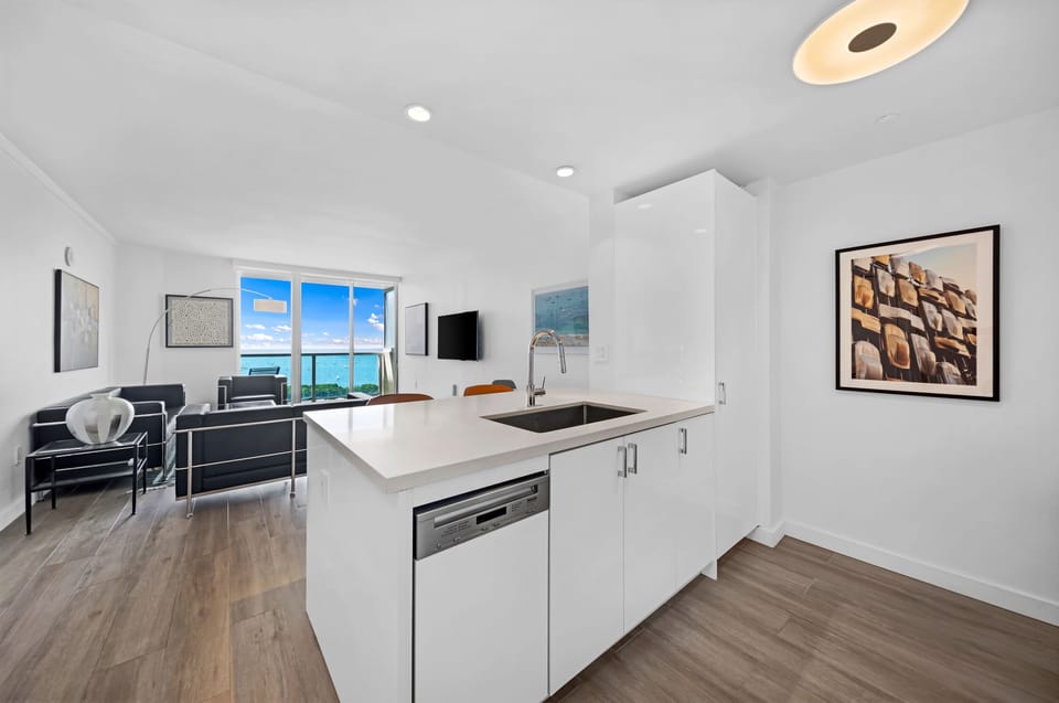 Basic Apartment, 1 King Bed with Sofa bed | Private kitchen | Full-size fridge, microwave, oven, dishwasher
