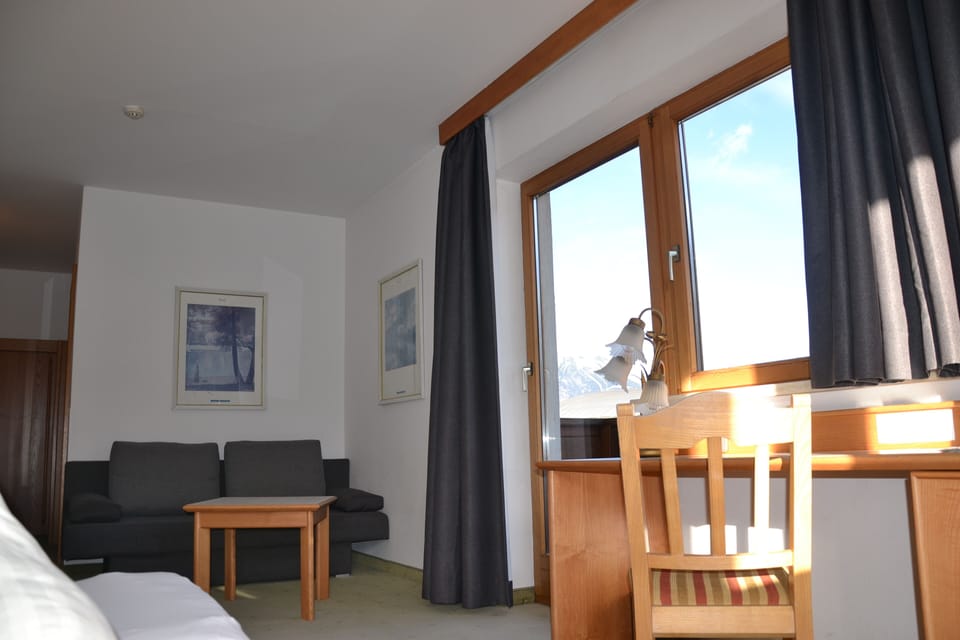 Comfort Room | Desk, soundproofing, free WiFi, bed sheets