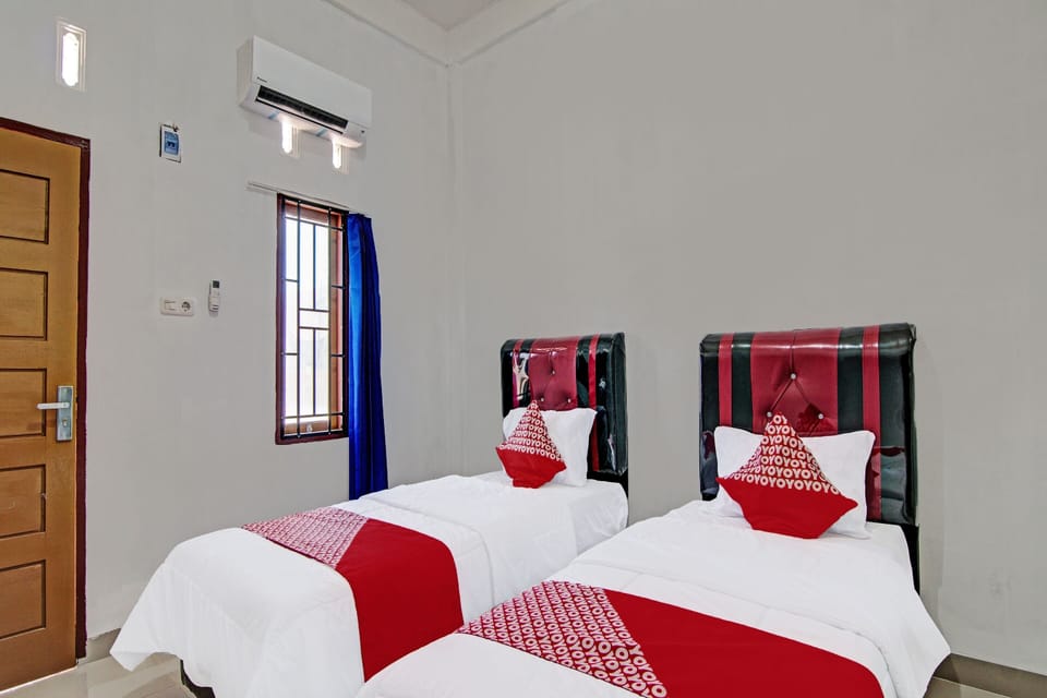 Standard Twin Room | Laptop workspace, free WiFi