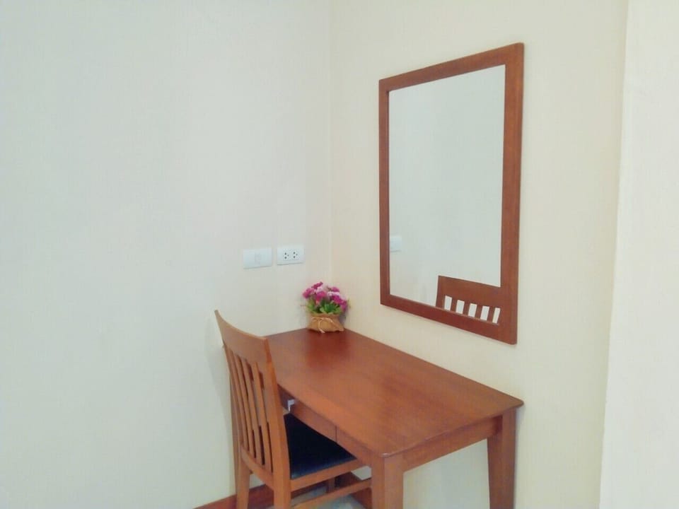 Grand Villa | Blackout drapes, WiFi (free), individually decorated, bed sheets