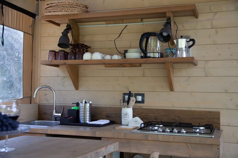 Romantic Tent | Private kitchen | Fridge, electric kettle, cookware/dishes/utensils
