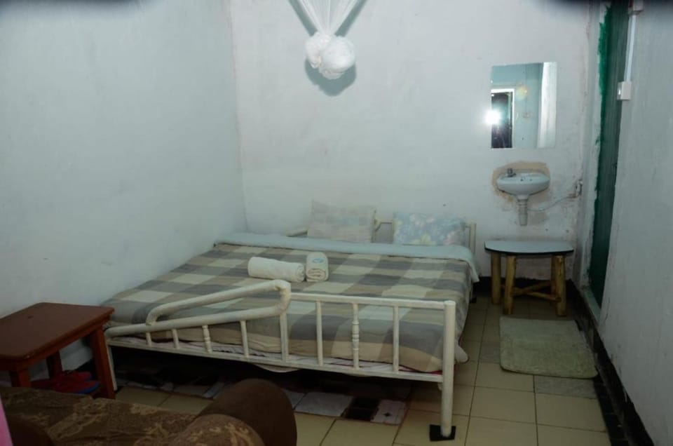 Economy Single Room
