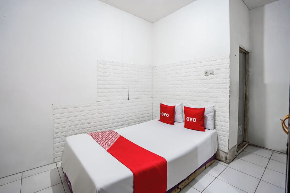 Basic Double Room | WiFi (free), bed sheets
