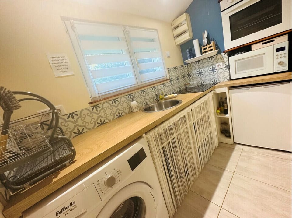 Luxury House | Private kitchen | Highchair