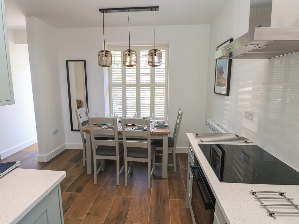 Fridge, dishwasher, electric kettle, toaster