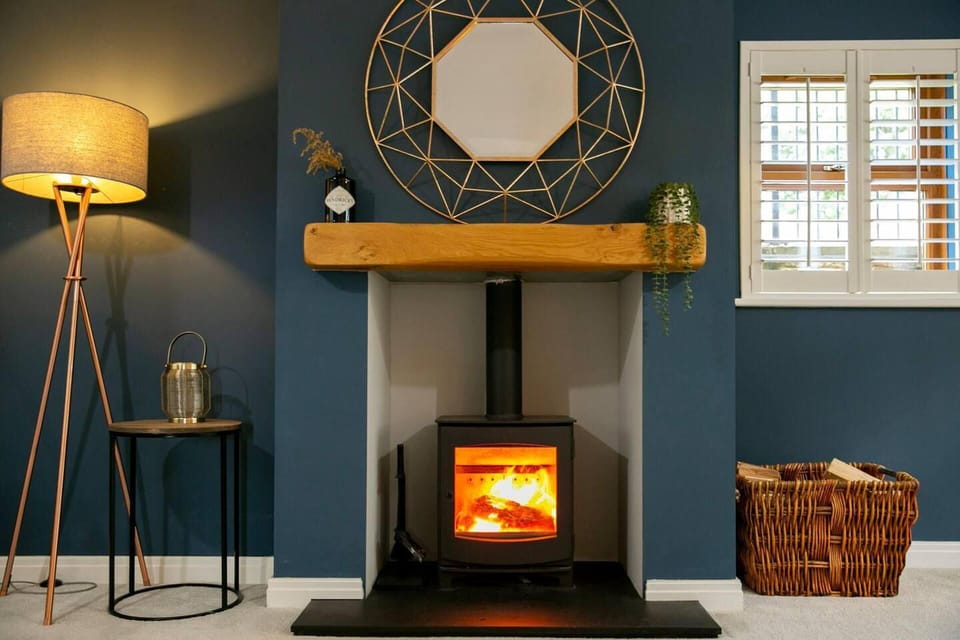 Remarkable 4-bed House Near Leeds Airport House in Leeds