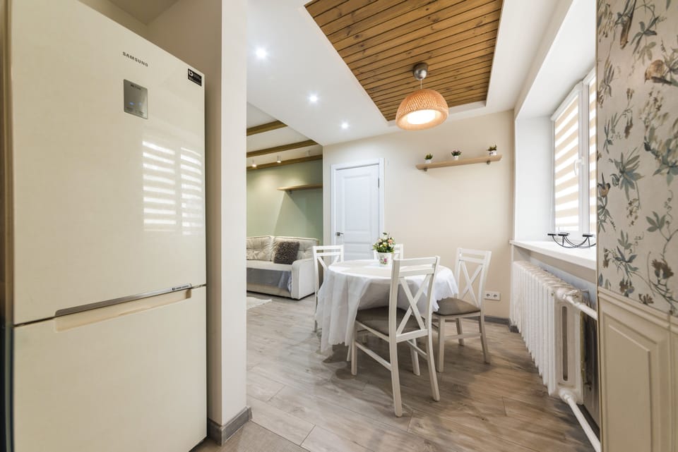 Basic Apartment | Private kitchen | Full-size fridge, microwave, oven, stovetop
