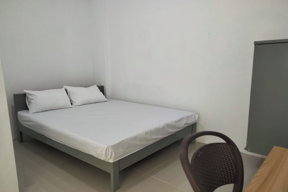 Standard Double Room | WiFi (free), bed sheets