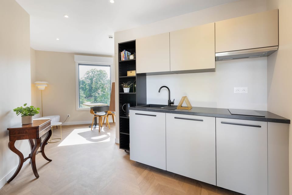 Private kitchenette