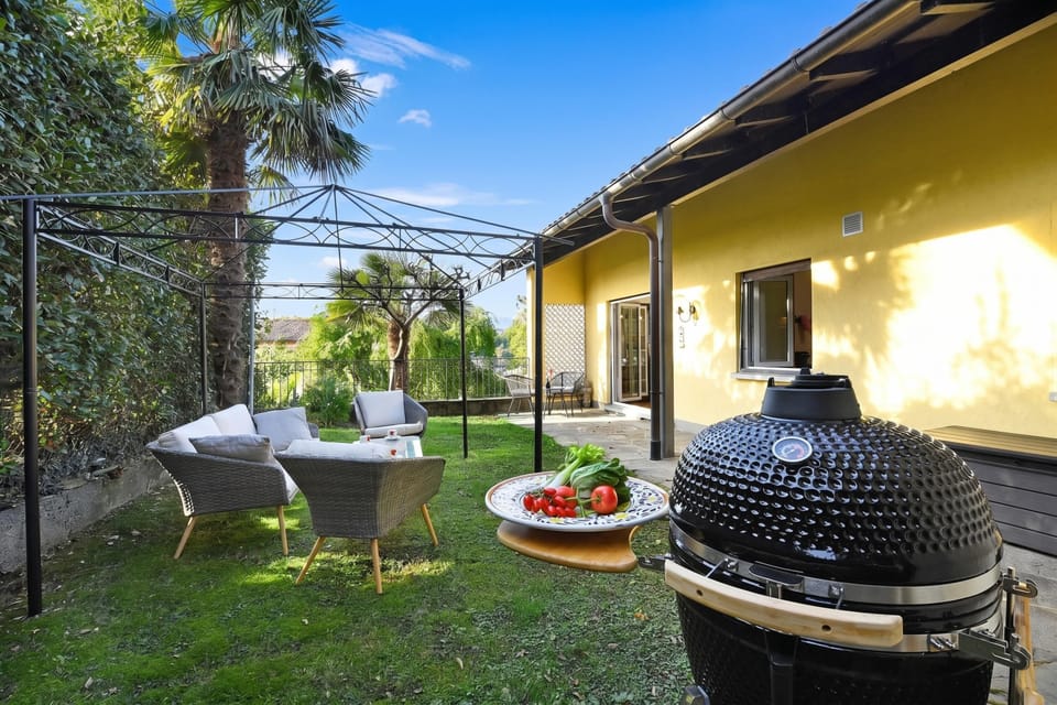 Family Villa, 3 Bedrooms, Microwave, Mountainside (Ca' Lidia - Lugano Villa with Garden) | Terrace/patio