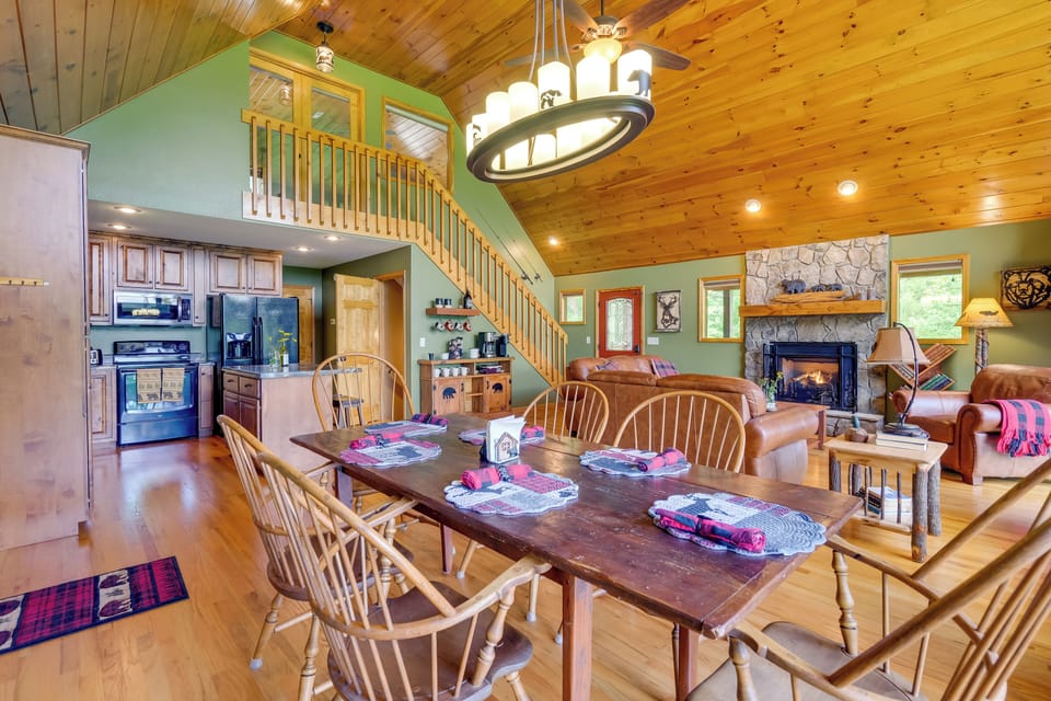 House (4 Bedrooms) | Interior
