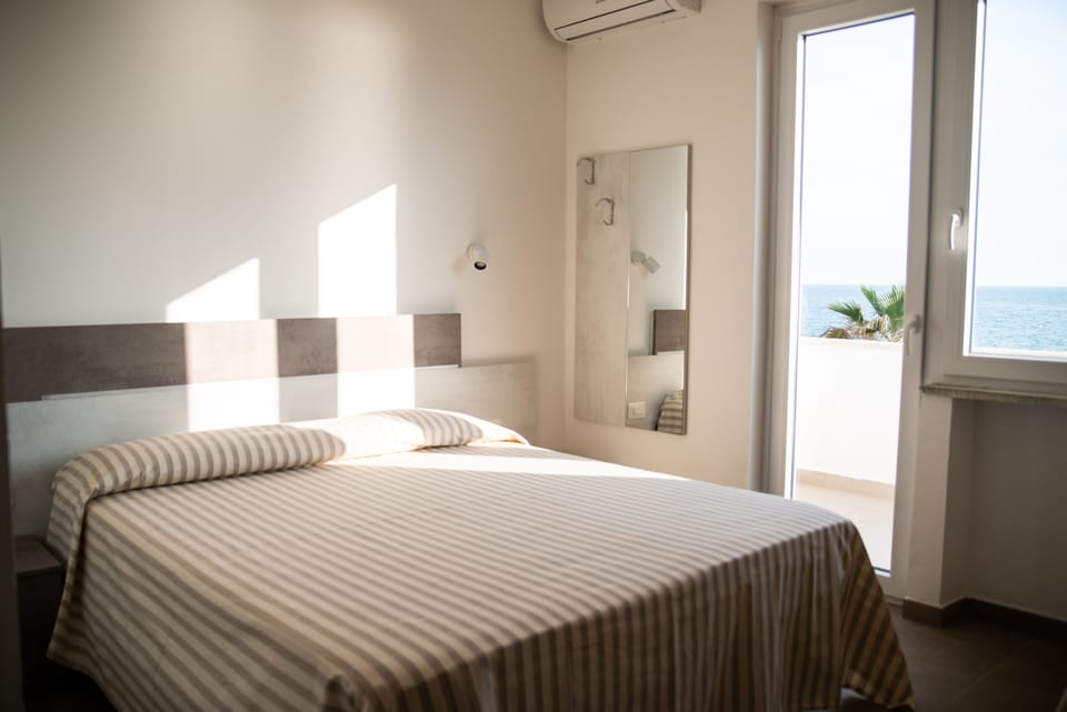 Superior Double or Twin Room | Premium bedding, minibar, soundproofing, free WiFi