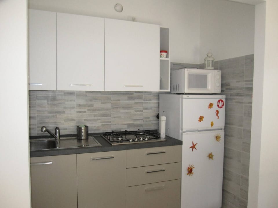 Apartment, 2 Bedrooms, Balcony, Garden View | Interior