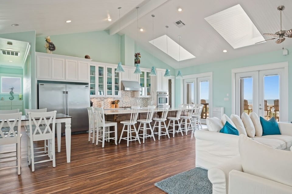House, 4 Bedrooms | Dining