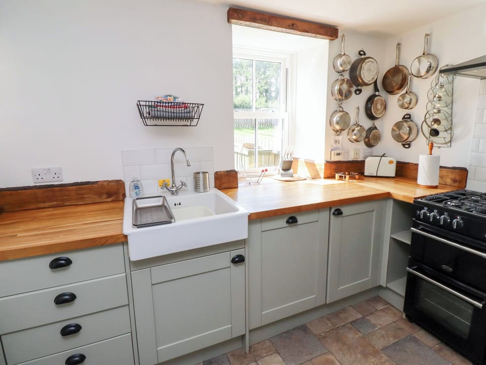 Cottage | Interior