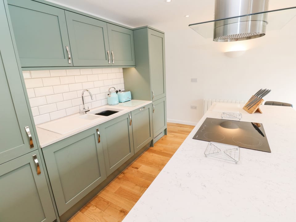 Fridge, dishwasher, electric kettle, toaster