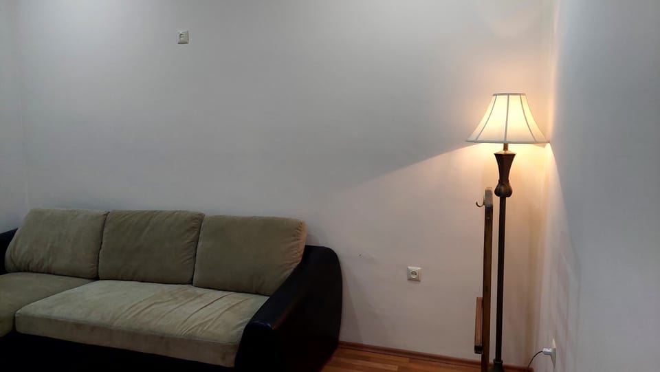 Basic Triple Room | Premium bedding, minibar, desk, laptop workspace