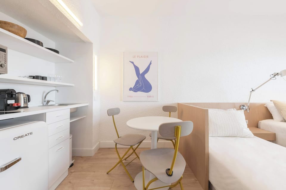 Private kitchenette