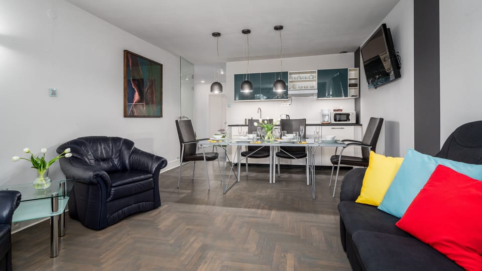 Apartament (2) | Living area | Flat-screen TV