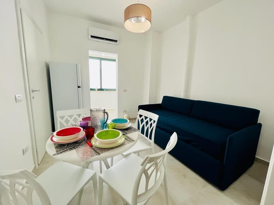 Apartment | Living area | Flat-screen TV
