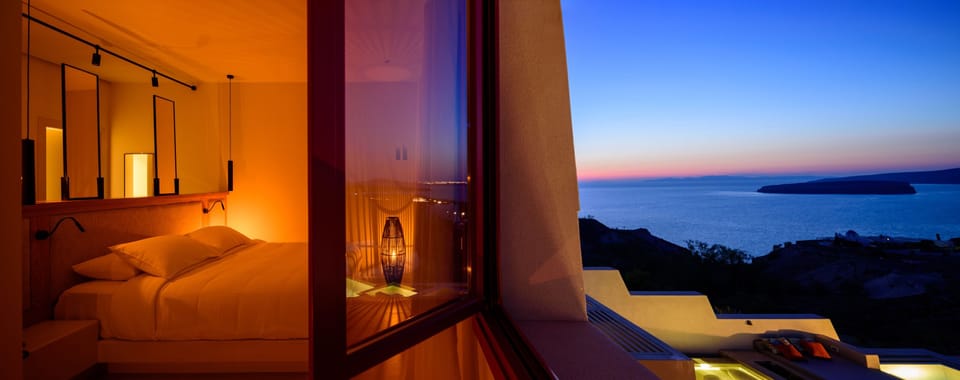 Superb Suite with Private Pool - Hot Tub and Sea View | 1 bedroom, premium bedding, minibar, in-room safe