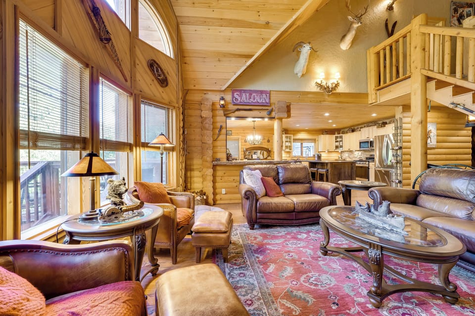 House (3 Bedrooms) | Interior