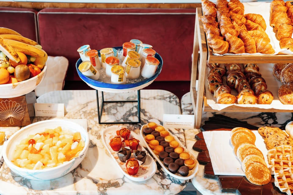 Daily buffet breakfast (EUR 45 per person)