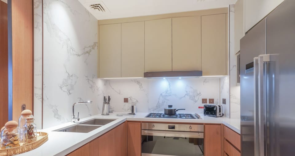 Luxury Apartment | Private kitchen | Paper towels