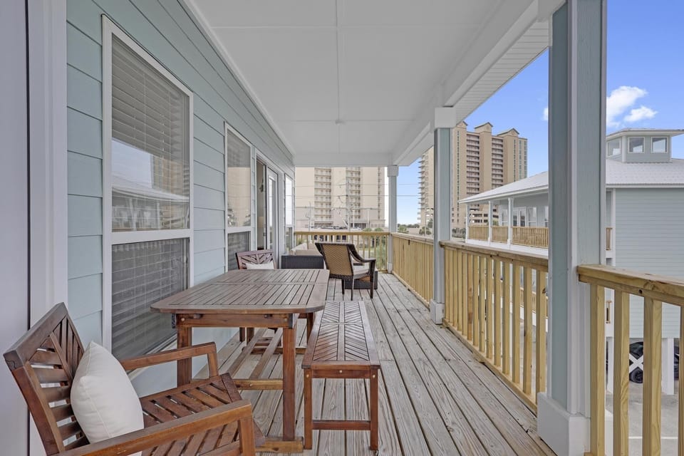Duplex, 3 Bedrooms | Property grounds