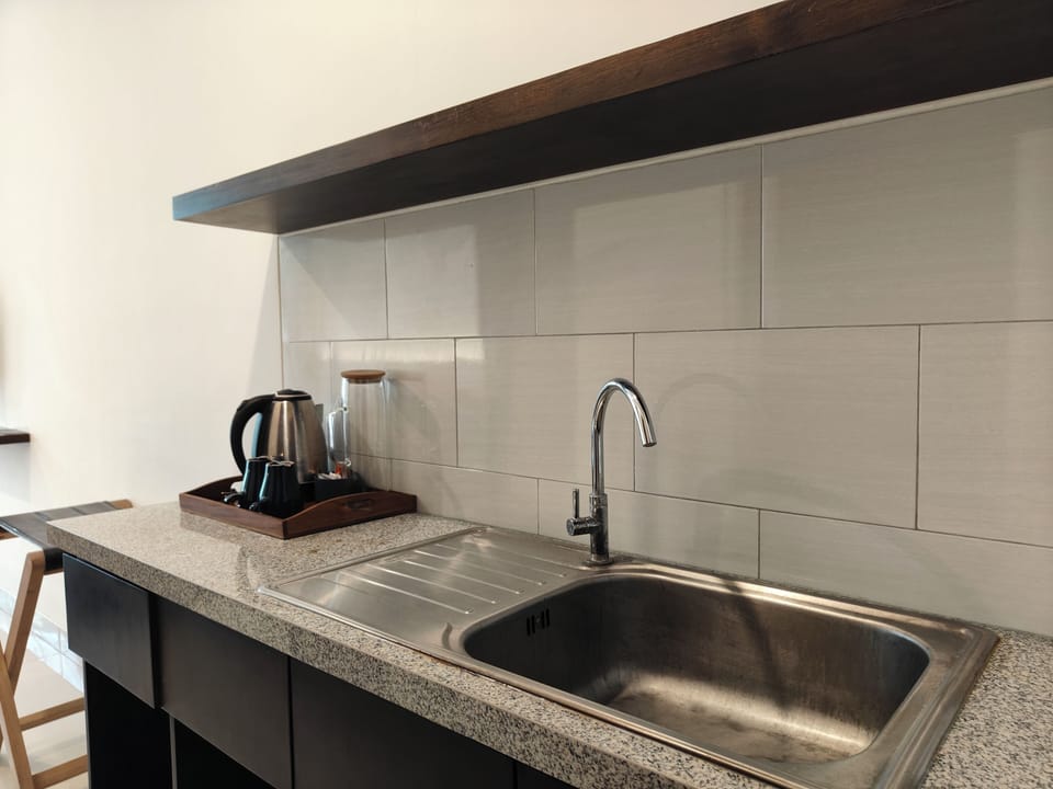 Superior Double Room | Private kitchen | Electric kettle