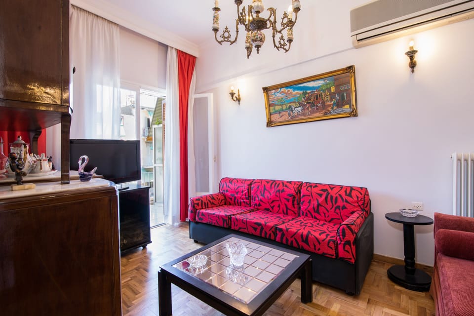 City Apartment | Living area