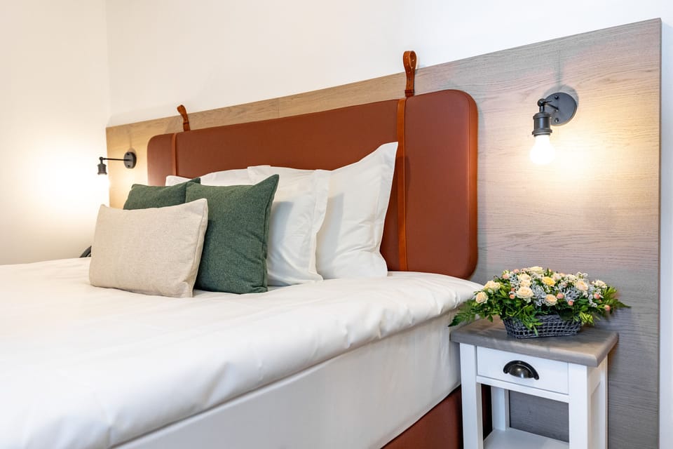 Standard Room | 1 bedroom, in-room safe, soundproofing, free WiFi