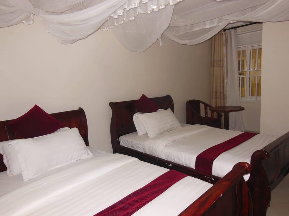 Family Twin Room | Premium bedding, free WiFi, bed sheets