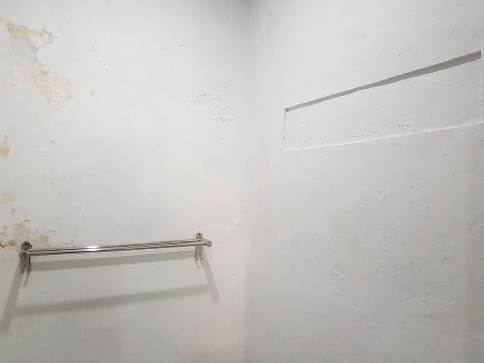Deluxe Double Room | Laptop workspace, WiFi (free), bed sheets