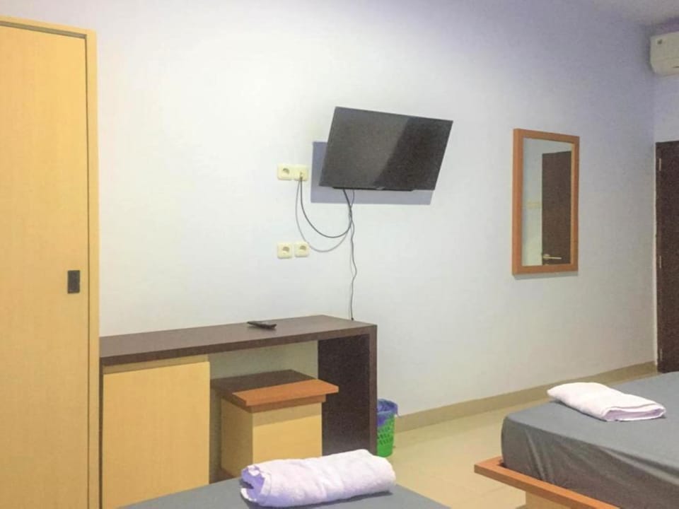 Deluxe Double Room | WiFi (free), bed sheets
