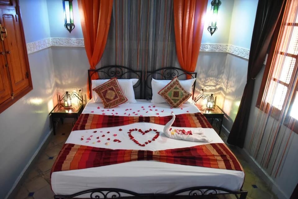 In-room safe, iron/ironing board, free WiFi, bed sheets