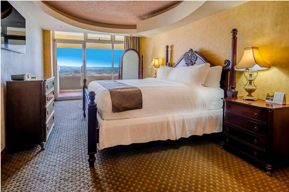 Superior King Suite | Terrace/patio