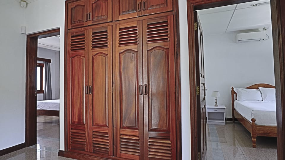 Villa | 3 bedrooms, in-room safe, desk, laptop workspace