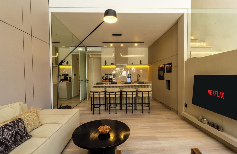 Deluxe Villa | Living room