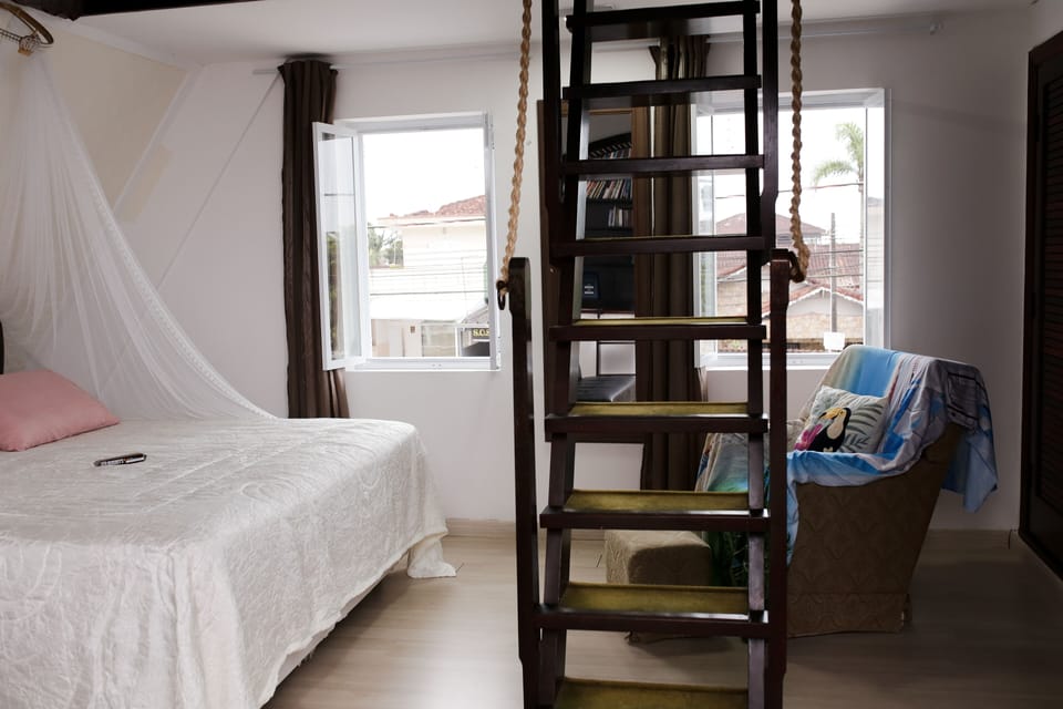 Honeymoon Suite | Laptop workspace, WiFi (free), individually decorated