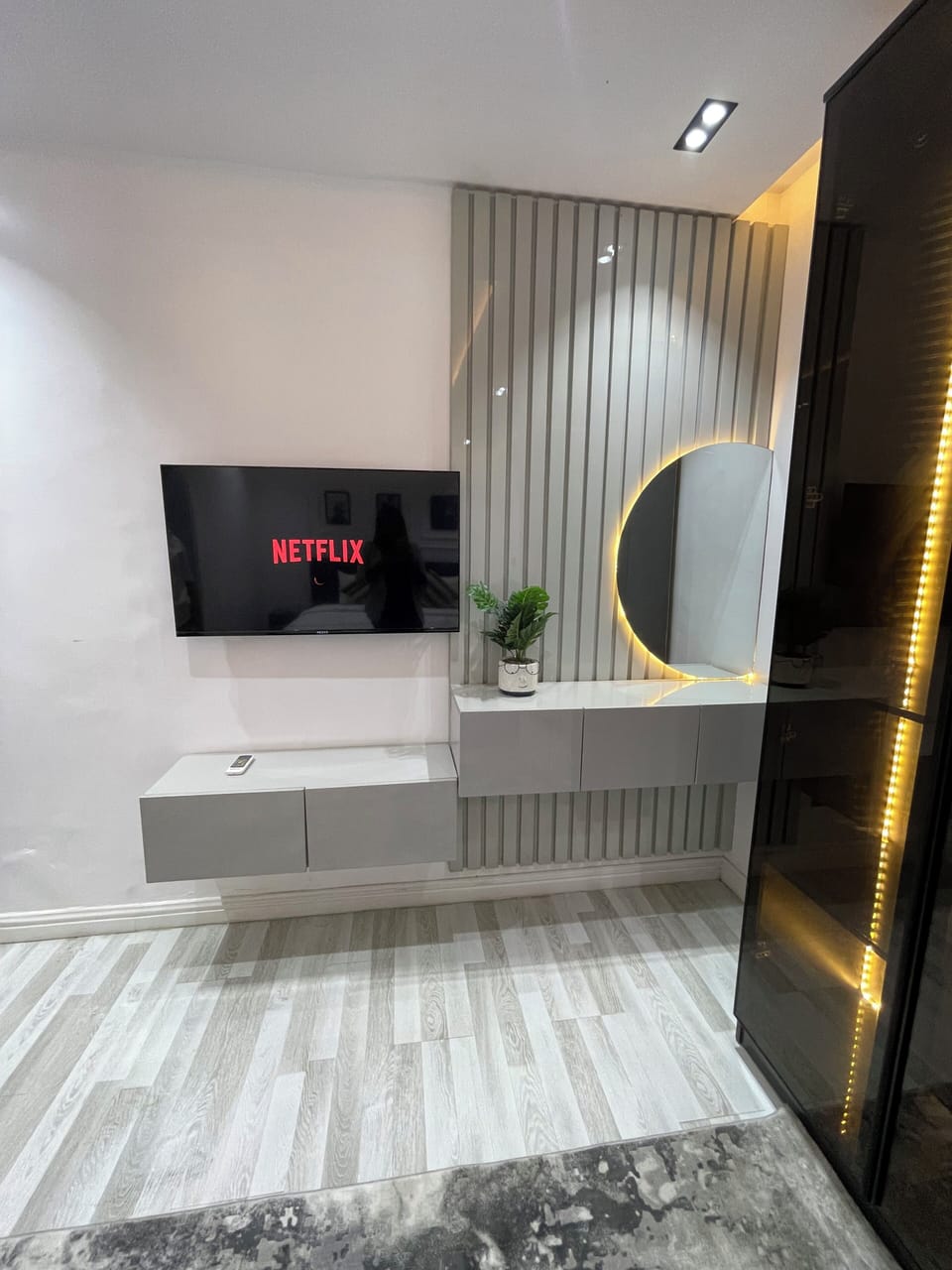 Standard Room | Living area