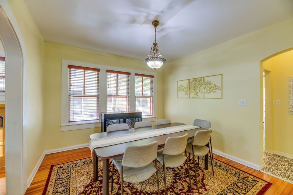 House (2 Bedrooms) | Interior