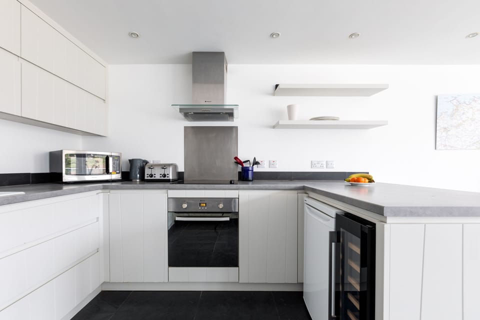 Fridge, dishwasher, electric kettle, toaster