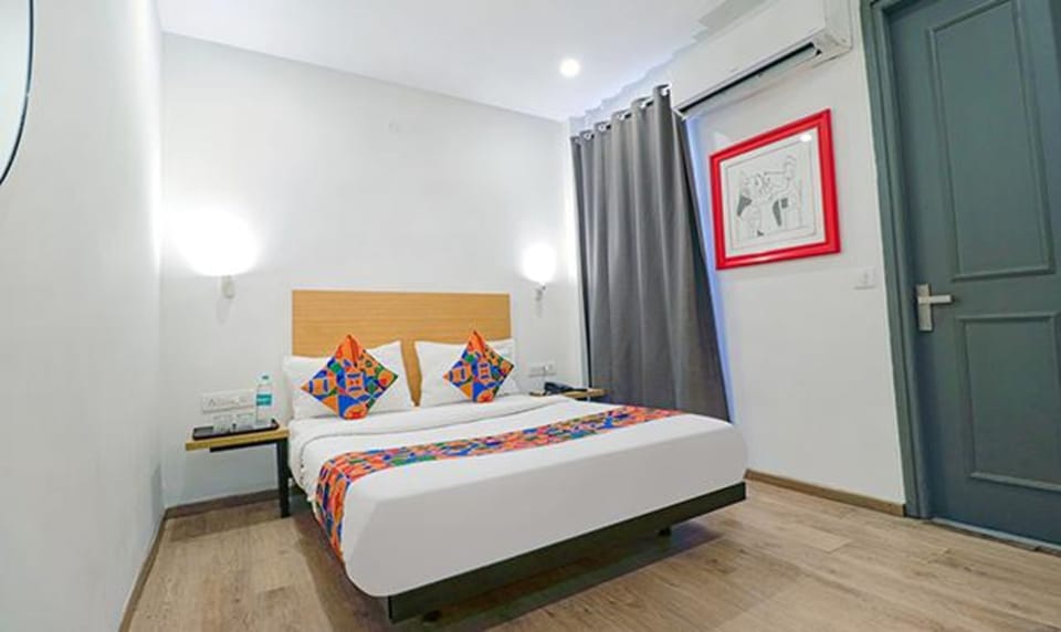Deluxe Room | Egyptian cotton sheets, premium bedding, in-room safe, free WiFi